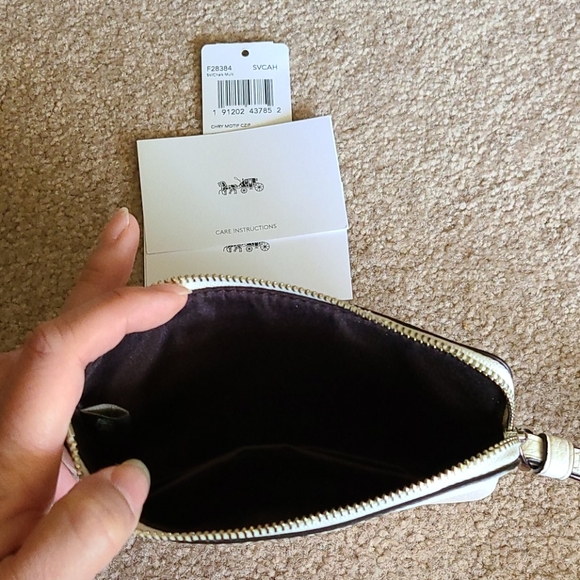 Coach Cherry Wristlet, NWT. π - Picture 4 of 6